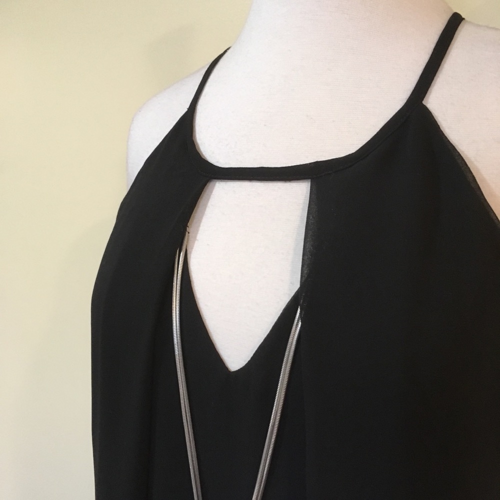 Layered Chiffon Keyhole Swing Dress with Necklace - Picture 6 of 8